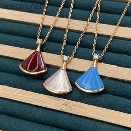 Fashion Luxury Blgarry Designer Necklace Small Skirt Necklace Womens 18k Rose Gold Red Agate Single Fan Collar Chain Jewellery with Logo and Gift Box