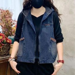 Women's Vests Casual Hooded Denim Vest Spring And Autumn 2024 Loose Pocket Sleeveless Jacket Fashion Short Waistcoat Female