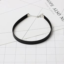 Necklaces Simple Black Punk Choker Necklace for women Gothic Leather Chokers Necklaces Popular Party Statement Collar Jewelry