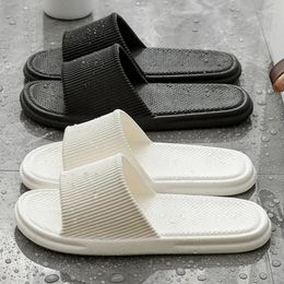 Slippers 2024 Fashion Summer Non Slip Thick Flat Bottom Bathroom Home Women Men Soft Sole Eva Indoor Sandals Flip Flops