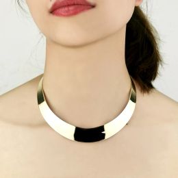 Necklaces New Simple Shiny Metal Torques Choker Collar Necklaces For Women Statement Jewelry Gold Color Wide Chocker Geometric