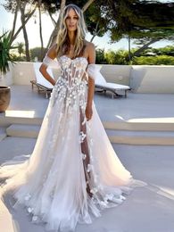 Aus dem Schulter Boho Brautkleider 3D-Floral Applices Side Split Bridal Gown Sheer Corset Mieder Sommer Hochzeitskleider