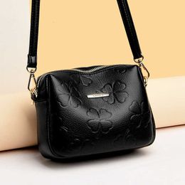 Bag Small Womens Trend Embossed Middle-aged and Elderly Mothers Large Capacity Temperament Single Shoulder Menger Bag