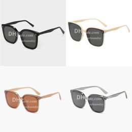 Trendy Sunglasses For Women Designer Mens Sunglasses Outdoor Colour Sun Glasses Classic Triangle Summer Shades Eyeglasses