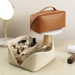 Large-Capacity Travel Cosmetic Bag Portable PU Makeup Pouch Women Waterproof Bathroom Washbag Multifunctional Toiletry Kit 240422