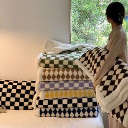 Blankets Lamb Wool Double Baby Blanket Nordic Style Sofa Throw Super Soft Bedspread Checkerboard Thicken Bed Quilt