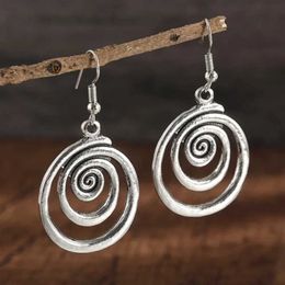 Charm 2023 New Ethnic Vintage Geometry Long Hook Metal Spiral Earrings for Women Girls Personality Antique Jewellery Accessories Gifts Y240423