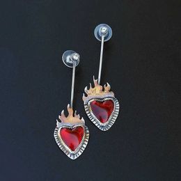 Dangle Chandelier Vintage Silver Color Womens Earrings Metal Carving Heart Shaped Red Stone Flame Personality Engagement Party Jewelry H240423