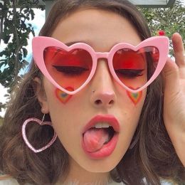 Sunglasses Heart Sunglasses for Women Brand Designer Cat Eye Sun Glasses Female Retro Love Heart Shaped Glasses Ladies UV400 Protection