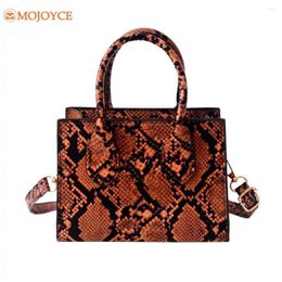 Shoulder Bags Animal Pattern Crossbody Bag Women Retro Leather Totes Satchel Handbags Fashion Exquisite Shopping