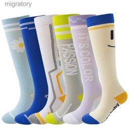 Men's Socks Natural compression socks for men and women maxdes varicose veins used for running football cycling gym outdoor hiking brand new yq240423