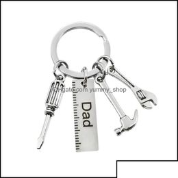 Keychains cotidia de chaveiros de chaves 50pcs/lote novo aço inoxidável Dads Tools Keychain Vovô Hammer Chaveding Keyring Pai dia DHPPC