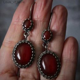 Dangle Chandelier Vintage Oval Inlaid Red Zircon Women Earrings Classic Personality Ancient Silver Color Drop Jewelry H240423