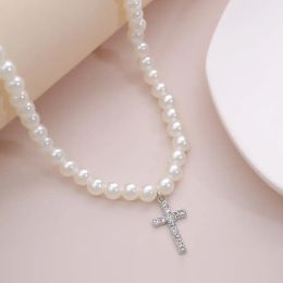 Necklaces Imitation Pearls Strand Beaded Choker Necklace for Bridal Women Lovely White Beads Chain Crystal Cross Pendant Necklaces Jewelry