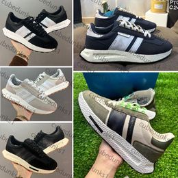 Designer da donna Designer Designer Running Scarpe vegetariane Sneaker in pelle più vegetariana retrò 5s classici a tre colori beige bere marrone marrone deserto grigio scarpe da allenamento all'aperto36-44