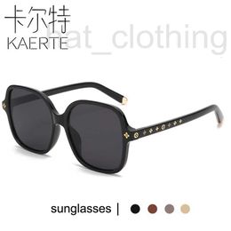 Sunglasses designer for women with a high-end feel in 2024, versatile, UV resistant and sun proof square sunglasses, large frame, slimming round face W7U9