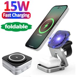 Chargers Portable 3 in 1 Foldable Wireless Charger Stand Dock for iPhone 14 13 Holder Magnetic Fast Charging Station for Apple Watch 8 7