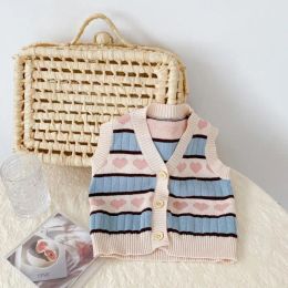 Coats Autumn New Baby Girl Knit Vest Sleeveless Vneck Sweater Infant Girl Heart Print Knitted Cardigan Kids Striped Vest Coat