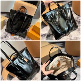 Large Capacity COA New Tote Bag Lightweight and Thin Women's Handbag Hall Tote33 Underarm Shoulder Bag Fashion Shopping Bag Double Shoulder Strap Design