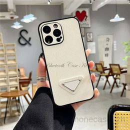 Top Luxury Designers Phone Cases For iPhone 15 Pro Max 15Plus 14Pro 13 12 11 P Designer Fashion Creative Cellphone Case Triangular nameplate Letter Mobile Shell C