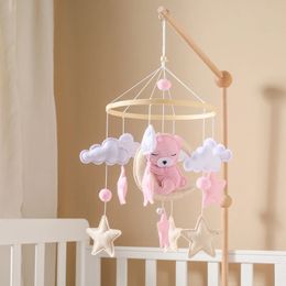 Crib Mobile Baby Wooden Bed Bell Rattles Soft Felt Cartoon Bear Toys Hanger Wood Toy Bracket Kid Gifts 240415