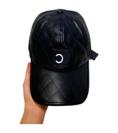 fashion Designer Baseball Caps Black Mens Bucket Hats Leather Cap Woman Designers Fisher Hat Autumn Fedora Fitted Sun Hat7265112