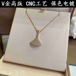 Fashion Luxury Blgarry Designer Necklace v Gold High Edition Full Diamond Small Skirt Necklace Womens Fan Shaped Pendant Thick Jewelry with Logo and Gift Box