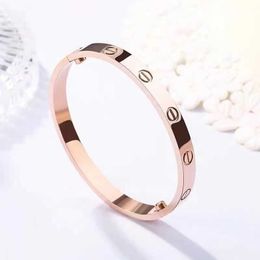 Luxury Designer Bracelets Online shop New 18k Rose Gold Bracelet Womens Wide and Narrow Edition Advanced Four Diamond Couple Colorless Bracelet with High Aestheti