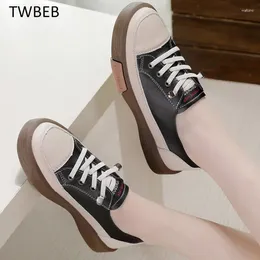 Casual Shoes Fashion Student Korean Version Women Low-top Flat Sneakers Corium Ladies Non-slip Wear-resistant Large Size