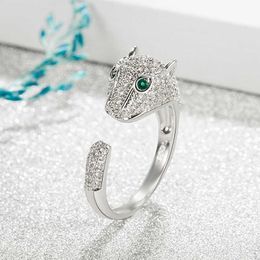 Hot selling personalized animal ringsExaggerated exquisite diamond snake shaped leopard head ring full opening with carrtiraa original rings