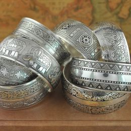 Strands Vintage Cuff Bracelet Tibetan Silver Plated Carved Flower Geometric Animal Opening Bangle Adjustable Indian Jewellery Women Gifts