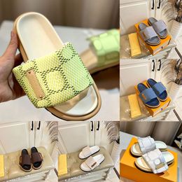 Slippers Women Pool Pillow Heel Sildes Flat Slippers Designer Comfort Room Sandals Women Easy Casual Slippers Beach Flat Comfort Mules Padded Front Strap Shoes