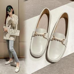 Casual Shoes Luxury Pearl Band Cow Leather Flat Woman Round Toe Moccasins Anti-slip Cosy Pregnant Female Genuine Loafers