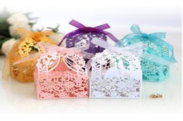 100pcs Romantic Laser Cut Wedding Candy Box Bride Groom Carved Pattern Packaging Dragee Gift Box Paper Hollow Out Wedding Favors6876129