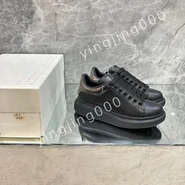 2024 Luxury men Americas Cup Leather Sneakers High Quality Patent Leather Flat Trainers Black Mesh Lace-up Casual Shoes Outdoor Runner Sport Shoes xsd230411