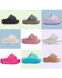 2023 Metallic Rubber Slide Slippers with Interlocking G Design Rose Pink Womens Embossed Sandal Macaron Platform nonslip Lowheel7550779
