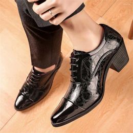 Dress Shoes With Lacing Number 45 Black For Men Elegant Blue Man Festival Sneakers Sport 2024 Gym -selling XXW3