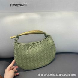 HandFamily Sardine Month Venata Luxury Same Designer Wrist 2024 Light Luxury Versatile Bottegss tote Bags bag ANI4
