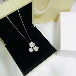 Pendianti designer vintage collane loto sterling in argento cristallo completo tre fiori girocollo a catena corta per donne gioielli con scatola