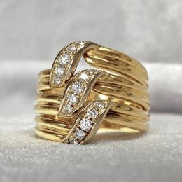 Bands Huitan Gorgeous Women Wedding Rings Gold Colour Wide Band Statement Female Fingerrings for Party Luxury Cubic Zirconia Jewellery