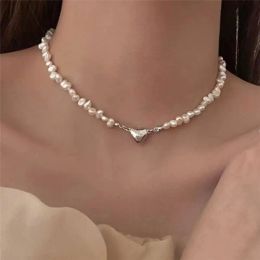 Necklaces Korean Pearl Chain Choker Necklace Magnetic Heart Pendant for Women Girls 2023 Fashion Jewellery Bridal Engagement Gifts