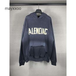 Balencigs Hoodies Hoodie Sweater High Version Paris b Family Hooded Adhesive Tape Paper Letter Printing Unisex Loose Casual Long Sleeved PYKF