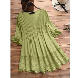 Plus Size Womens Summer Solid Cotton Linen Hollow Shirt Bust 126cm 2XL 3XL 4XL 5XL Loose VNeck Pullover Top 8 Colors 240419