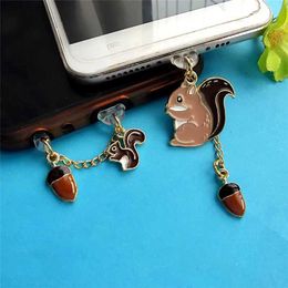 Cell Phone Anti-Dust Gadgets Squirrel Phone Dust Plug Charm Kawaii Cute Charge Port Plug For iPhone Accesorios Type C Stopper Aux Anti Dust Protection Cap Y240423