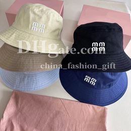 Designer Bucket Hat Letter Embroidered Hat Spring Summer Casual Fishers Hat Simple Street Hat Men Women Sunshade Ball Cap