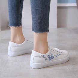 Casual Shoes 2024 Spring And Autumn Style Fashionable Comfortable Elegant Shallow Mouth Student Sports Single Trend