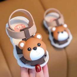 Sandals High Quality Comfortable Breathable Baby Children Outdoor Sandals Simple Versatile Cute Cartoon Boys Girls Infants Walking Shoes Y240515