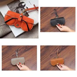 Genuine Designer Leather Glasses Case for Women Eyewear Accessories Simple Cute Wristlet Portable Sunglasses Holder Bags 240118