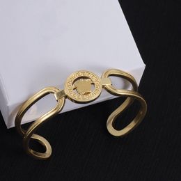 Open Letter Bracelets Fashion Gold Bangle Designer Lover Bracelet Letter For Woman Fashion Jewellery Supply