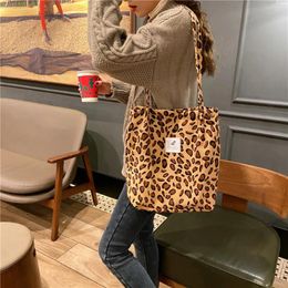 Bag Women Animal Pattern Top-handle Tote Bucket Bags Large Capacity Shoulder Handbags Totes Fashion Corduroy Exquisite Shopping